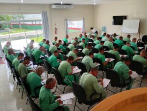Educação que transforma: o papel dos professores no sistema prisional e socioeducativo de SC